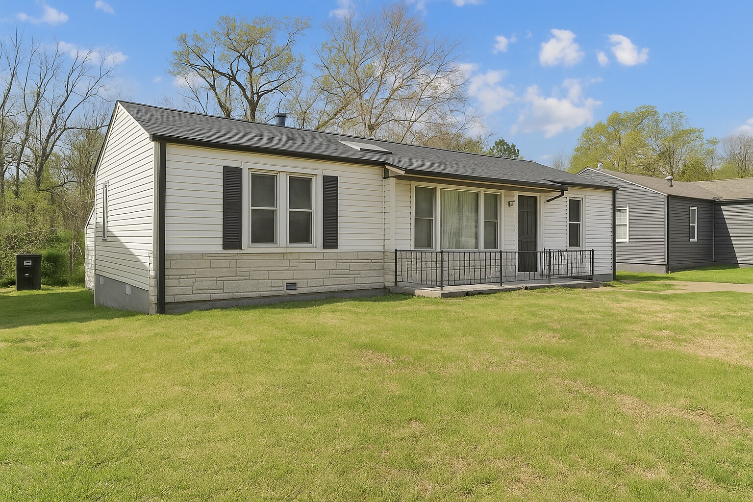 Building Photo - 6818 Vernon Ave