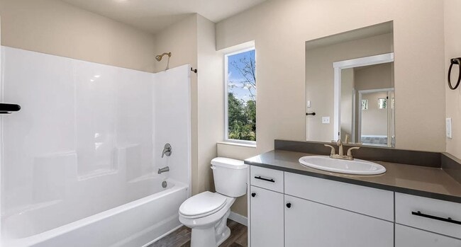 Building Photo - Beautiful 3 Bedroom Home for Rent Soon!