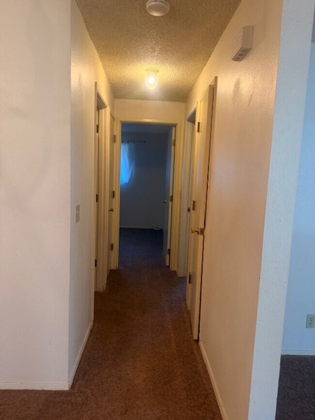 Building Photo - FRPLLC01