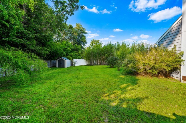 Building Photo - 61 Berkshire Dr