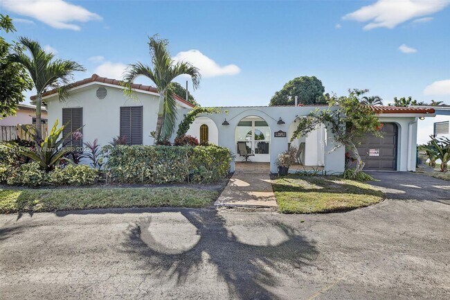 Primary Photo - 7920 Alhambra Blvd