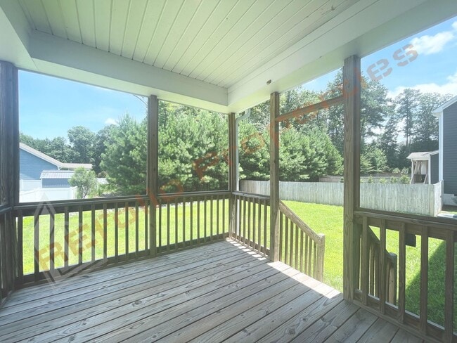 Building Photo - 321 Quarryrock Rd