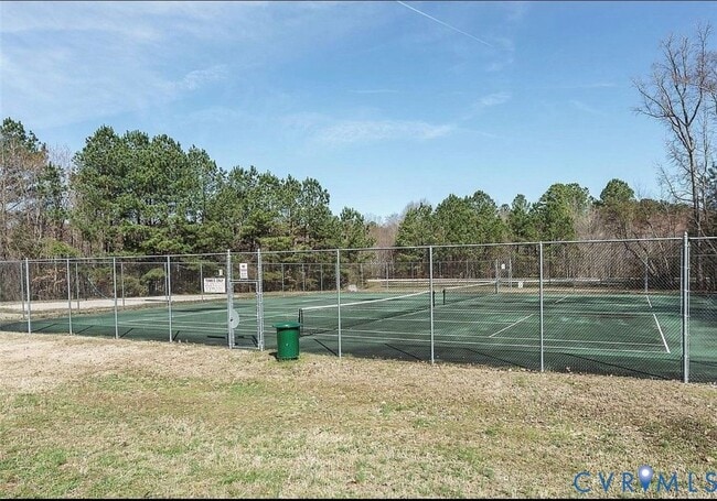 Building Photo - 7806 Fern Hollow Dr