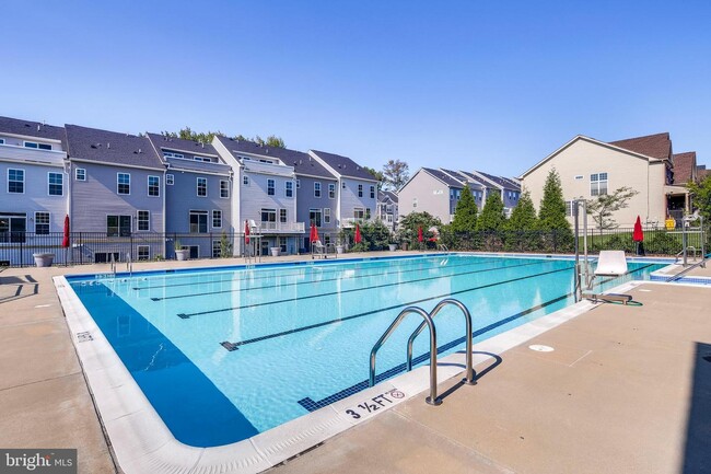 Building Photo - 7757 Crystal Brook Way