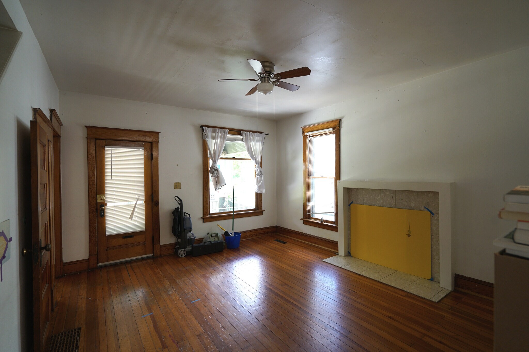 Building Photo - 942 Missouri St