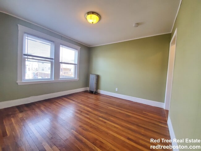 Building Photo - 31 Lyman Ave