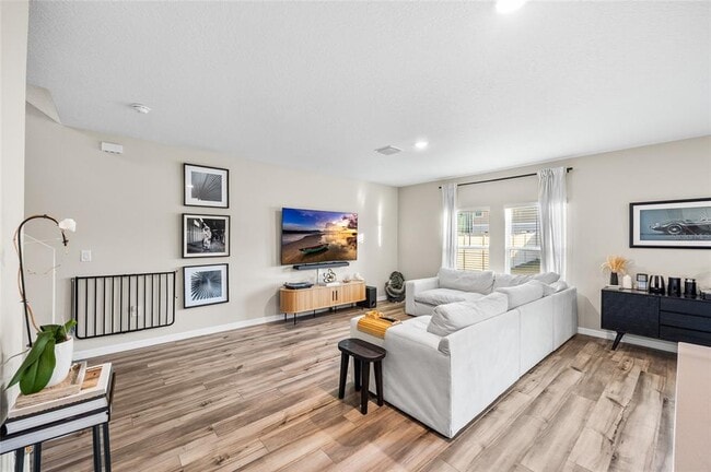 Building Photo - 7798 Peace Lily Ave