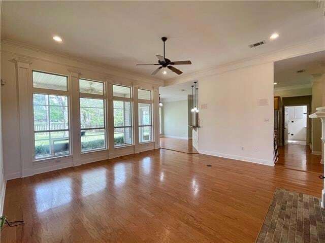 Building Photo - 1525 Elderberry Loop