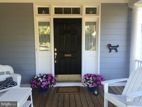 Building Photo - 8807 Ridge Rd