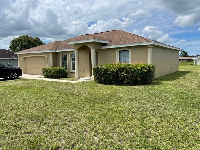 Building Photo - 14 Poplar Ct