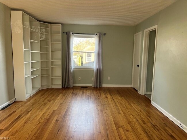 Building Photo - 424 Old Forge Ct