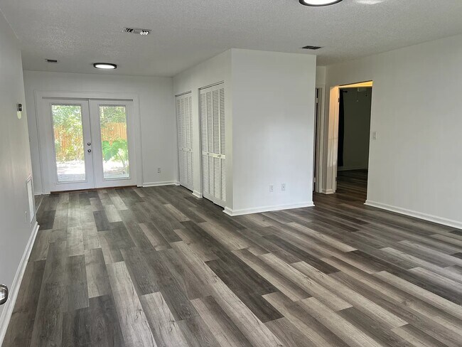 Building Photo - 2146 Golden Isle Ct