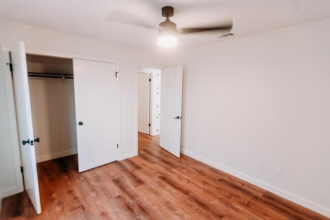 Building Photo - 1505 Windsong Trail