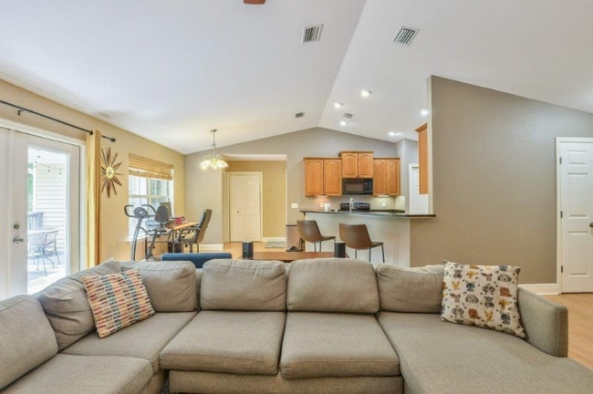 Building Photo - 3513 Larkspur Ln