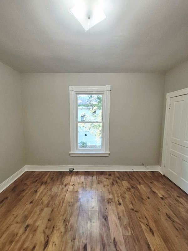 Building Photo - 3209 3rd Ave