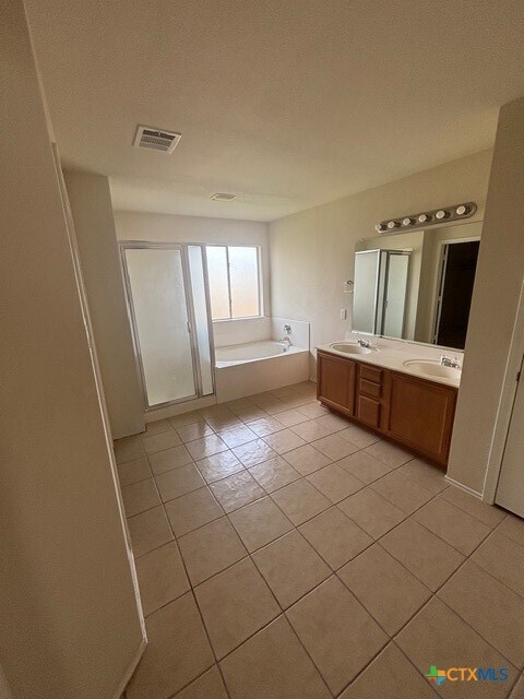 Building Photo - 5901 Drystone Ln