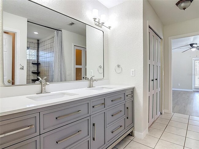 Building Photo - 111 Colomba Rd