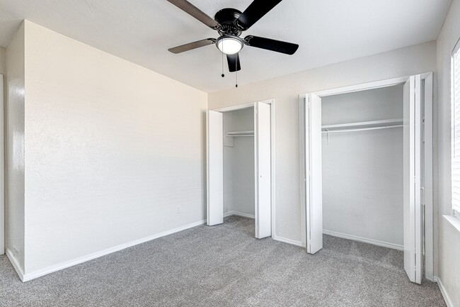 Building Photo - 2902 NW 45th Pl