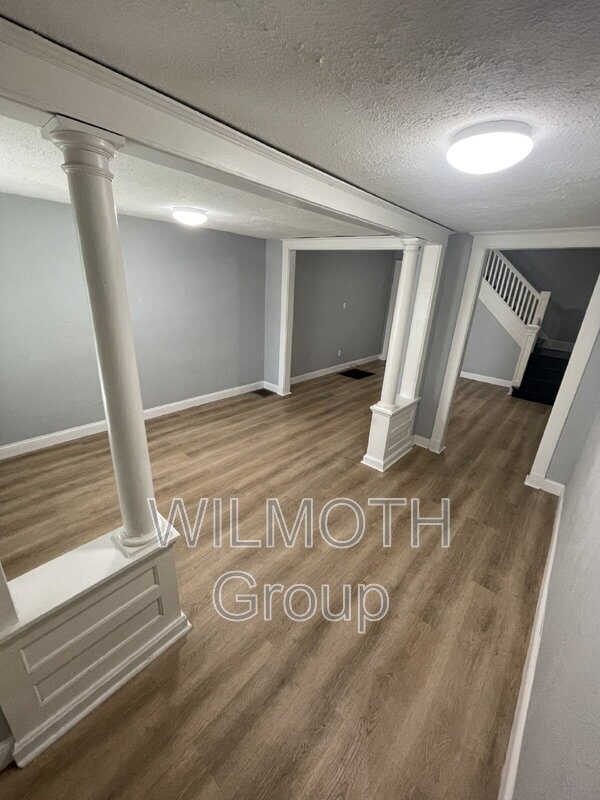 Building Photo - 12 N Randolph St