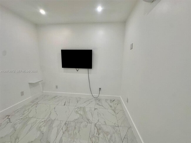 Building Photo - 1309 NW 55th Terrace