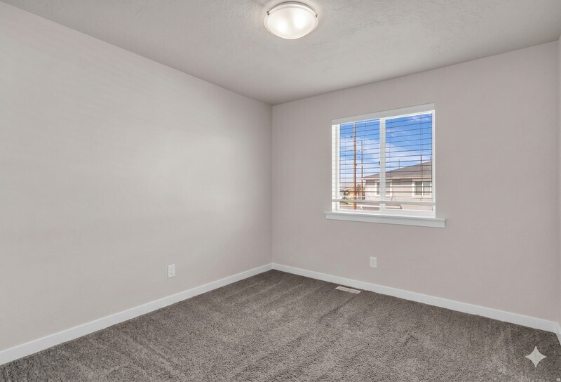 Building Photo - 839 S 1760 E