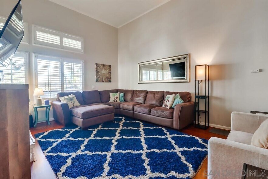 Building Photo - 7880 Mission Vista Dr