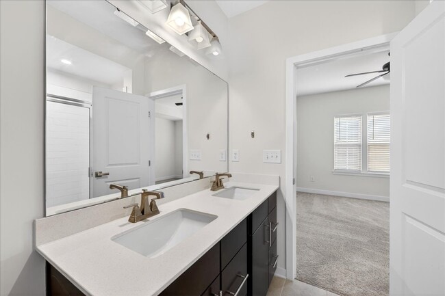 Building Photo - 530 Billingsley Rd