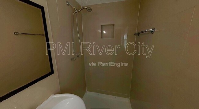 Building Photo - 7471 John F Kennedy Dr W