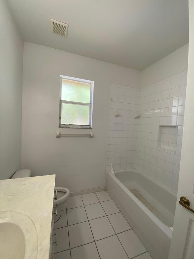 Building Photo - 4264 Berkshire Wharf Dr