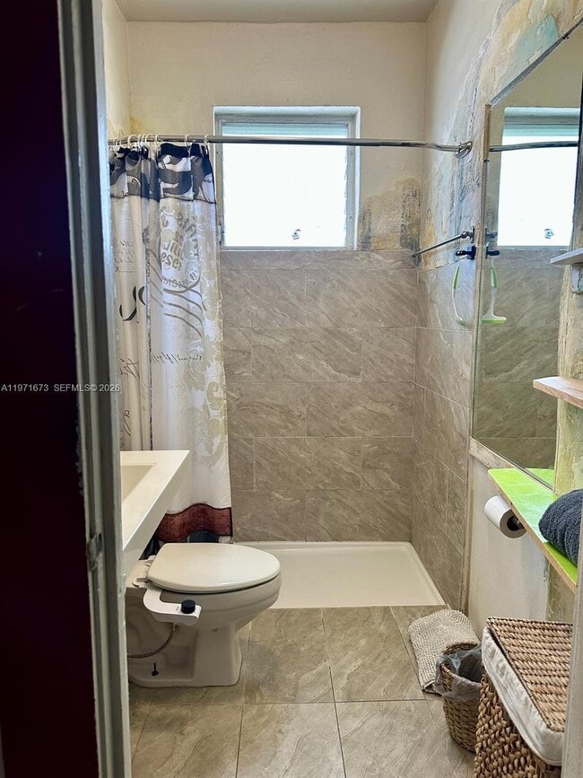 Building Photo - 428 SW 9th St