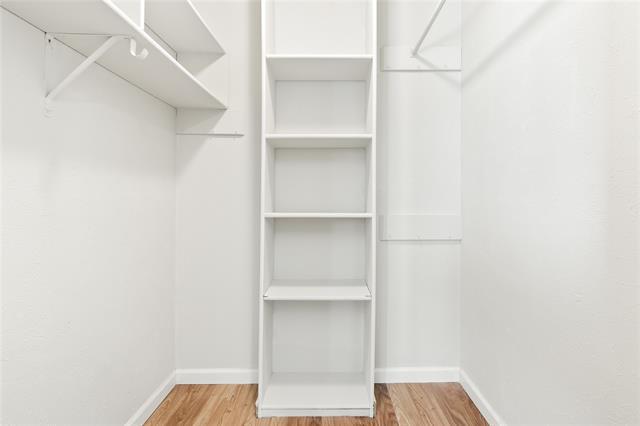 Building Photo - 2200 Seville Ct