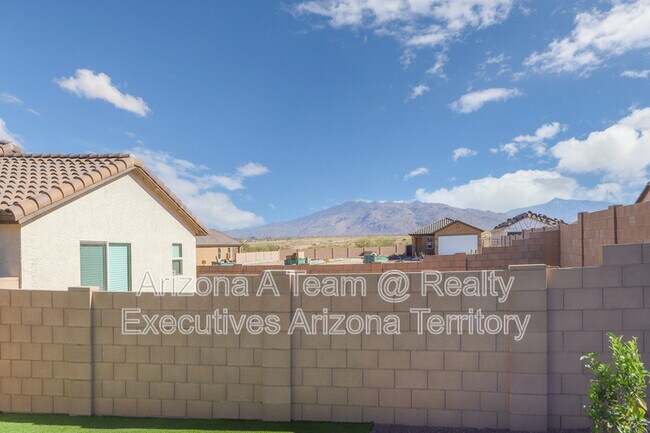 Building Photo - 4639 S Brandywine Dr