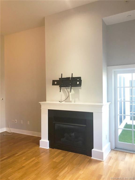 Building Photo - 77 Havemeyer Ln