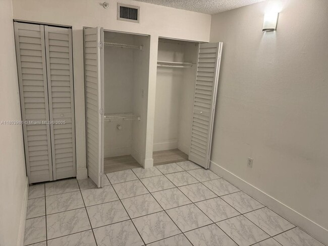 Building Photo - 8650 SW 133rd Avenue Rd