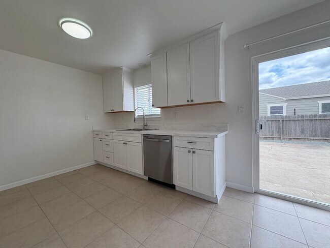 Building Photo - Charming 3 Bedroom Home in Galt