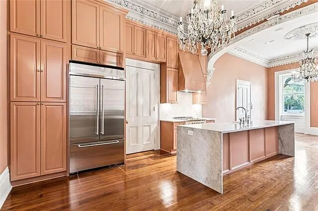 Building Photo - 632 Esplanade Ave