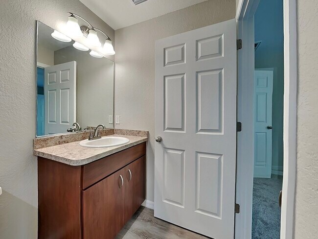 Building Photo - 3584 W Burgandy Dr