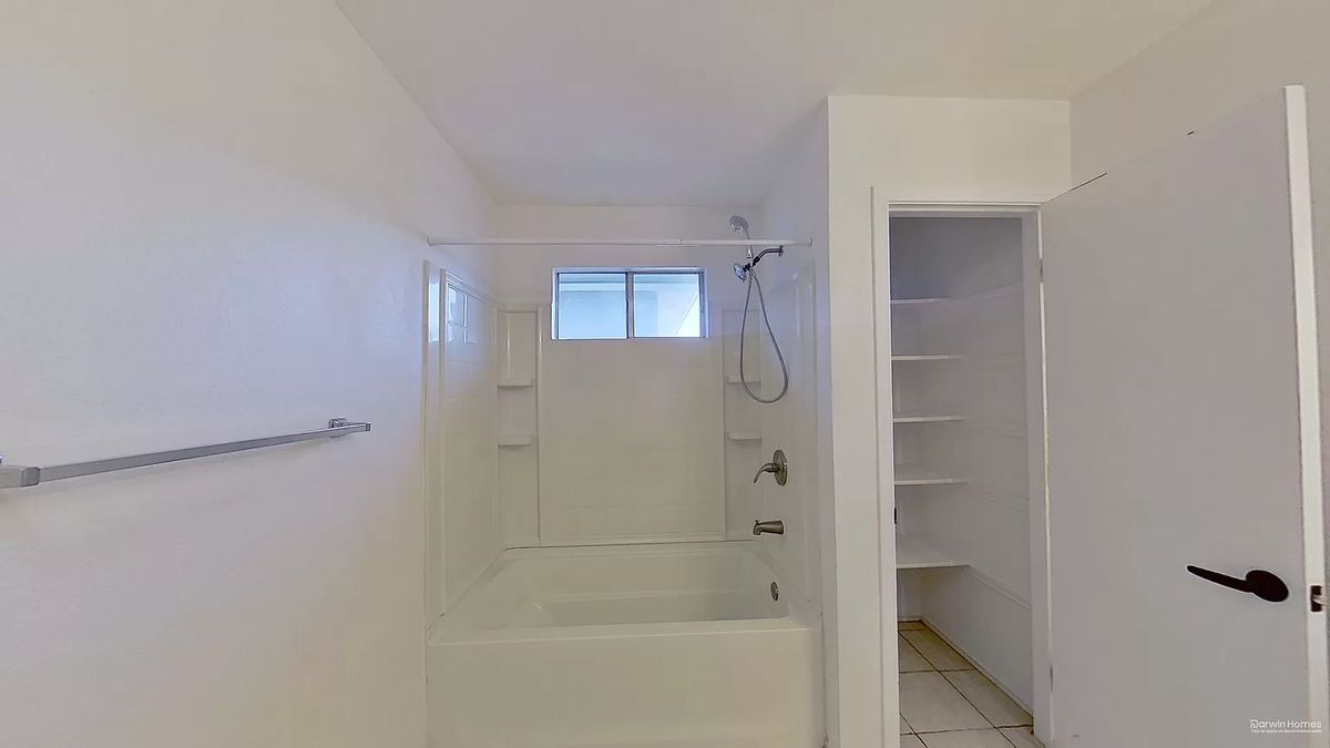 Building Photo - 14010 Conner Downs Dr