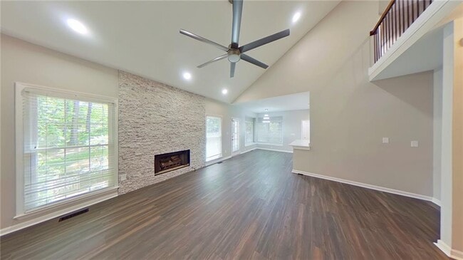 Building Photo - 11355 Vedrines Dr