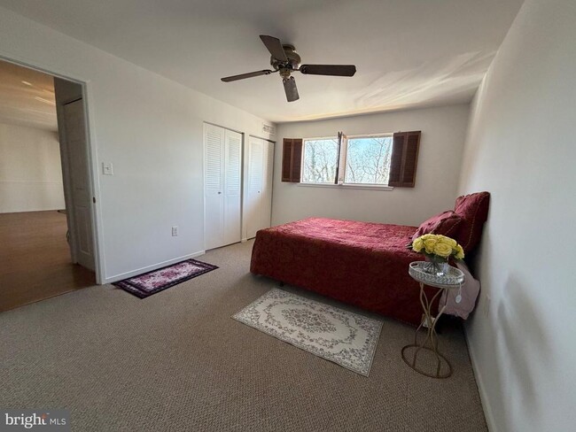 Building Photo - 7352 Lee Hwy