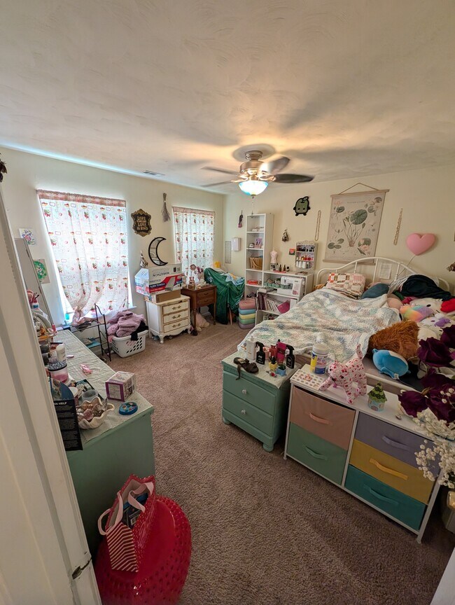 Building Photo - 1593 Winthrope Dr