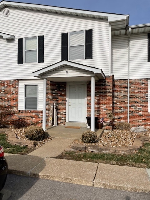 Building Photo - 2200 Willott Rd