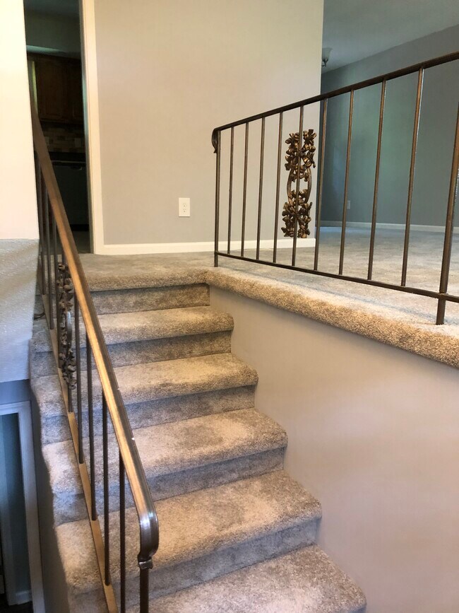 Building Photo - 11130 Concord Woods Dr