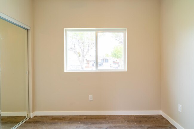 Building Photo - 4929 College Ave