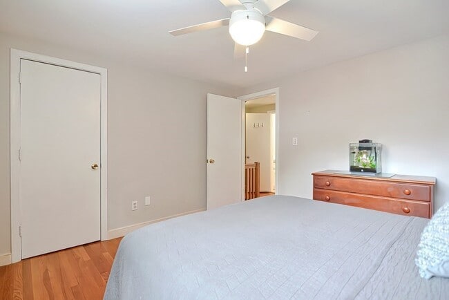 Building Photo - 8 Regency Dr