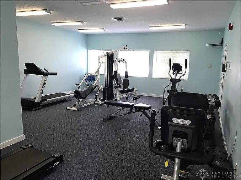 Building Photo - 1411 Lake Pointe Way