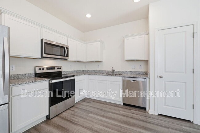 Building Photo - 1117 Dakine Dr