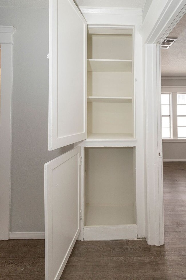 Building Photo - 3463 Plata St