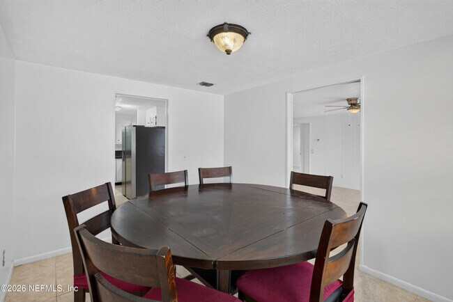 Building Photo - 9954 Larkdale Ct