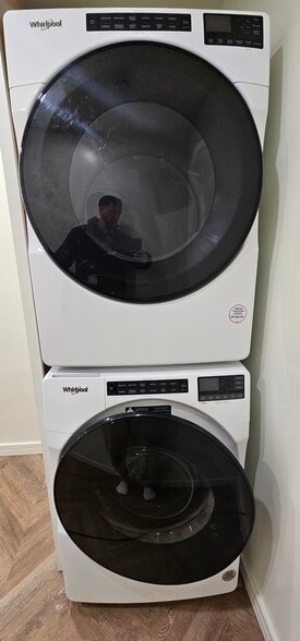 Building Photo - 1412 Hanshaw Rd